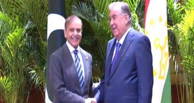 وزیر اعظم شہباز شریف نے جمہوریہ تاجکستان کے صدر امام علی رحمان سے بیجنگ میں ملاقات کی، فوٹو مقامی میڈیا