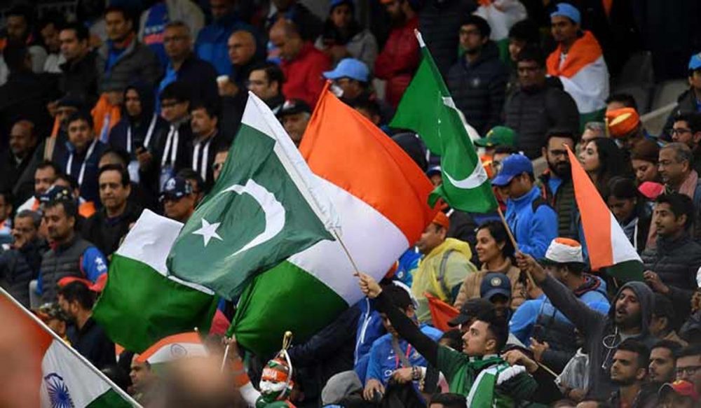 ایشیا کپ:پاک بھارت شائقین کی دوستی،گودی میڈیا کا پروپیگنڈا ناکام