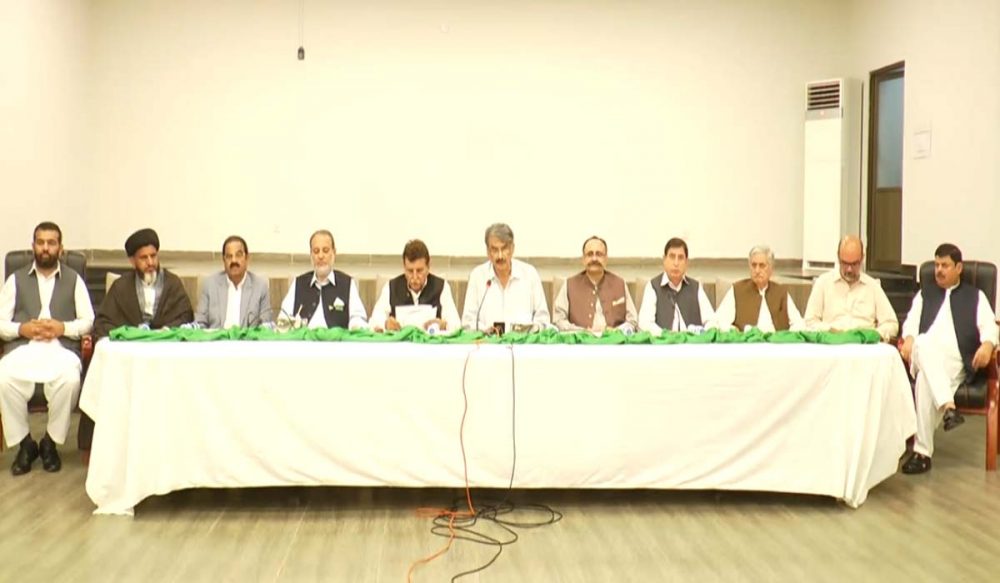 معرکۂ حق کی کامیابی سے بھارت بوکھلاہٹ کا شکار، اے پی سی اعلامیہ
