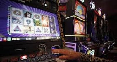  بھارت میں جوا ہارنے پر ہر سال سیکڑوں افراد خودکشی کرتے ہیں، فائل فوٹو