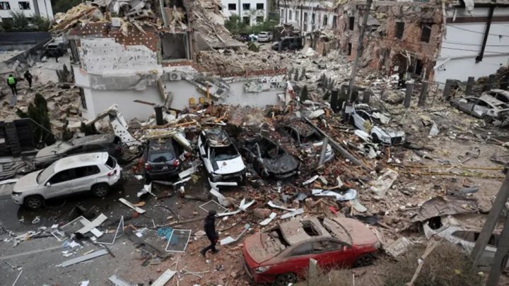 فوٹو بشکریہ سوشل میڈیا