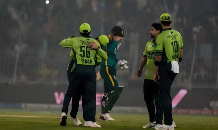 فوٹو سوشل میڈیا