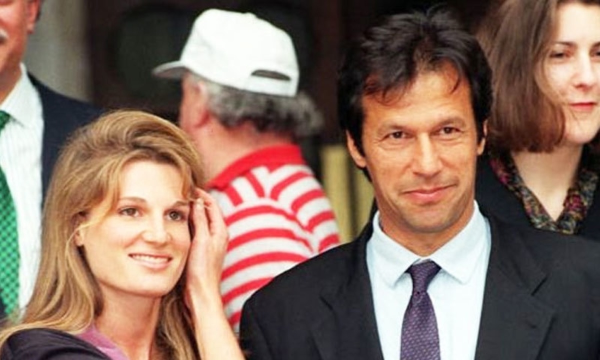 https://ummat.net/wp-content/uploads/2025/12/%D8%B9%D9%85%D8%B1%D8%A7%D9%86-%D8%AE%D8%A7%D9%86-%DA%A9%DB%8C-%D8%B3%D8%A7%D8%A8%D9%82-%D8%A7%DB%81%D9%84%DB%8C%DB%81-%D9%86%DB%92-%D8%A7%DB%8C%DA%A9%D8%B3-%D9%BE%D8%B1-%D9%85%D8%AD%D8%AF%D9%88%D8%AF-%D9%BE%D9%88%D8%B3%D9%B9%D8%B3-%DA%A9%DB%92-%D8%AE%D9%84%D8%A7%D9%81-%D8%A7%D9%93%D9%88%D8%A7%D8%B2-%D8%A7%D9%B9%DA%BE%D8%A7-%D8%AF%DB%8C.jpg