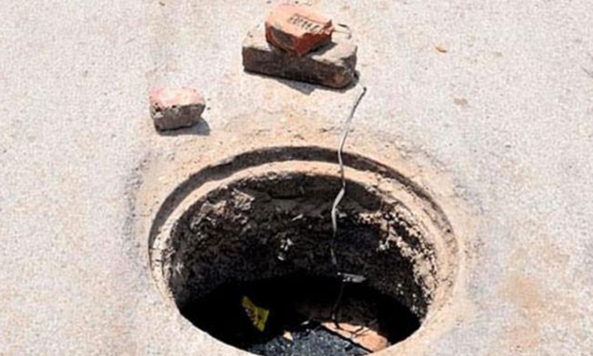 لودھراں میں کھلے مین ہول میں گرنے سے معصوم طالب علم لاپتہ