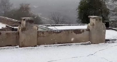 جنڈولہ میں پڑنے والی برفباری کی تصویر