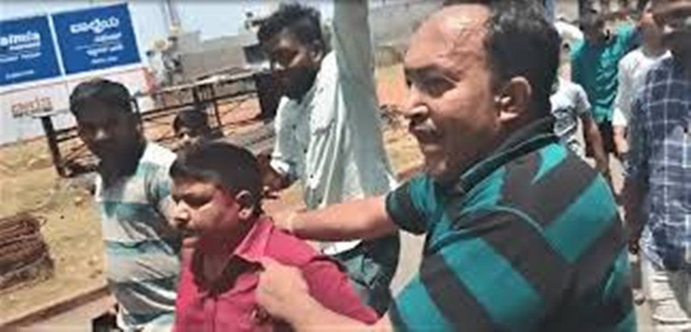 فوٹو بشکریہ سوشل میڈیا