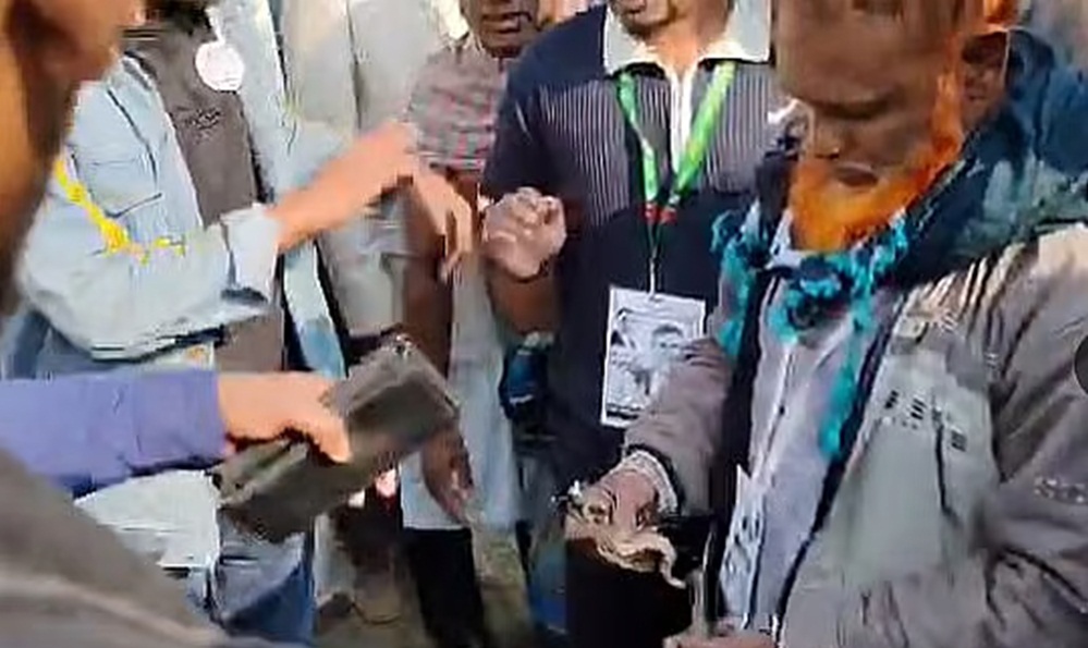 فوٹو بشکریہ سوشل میڈیا