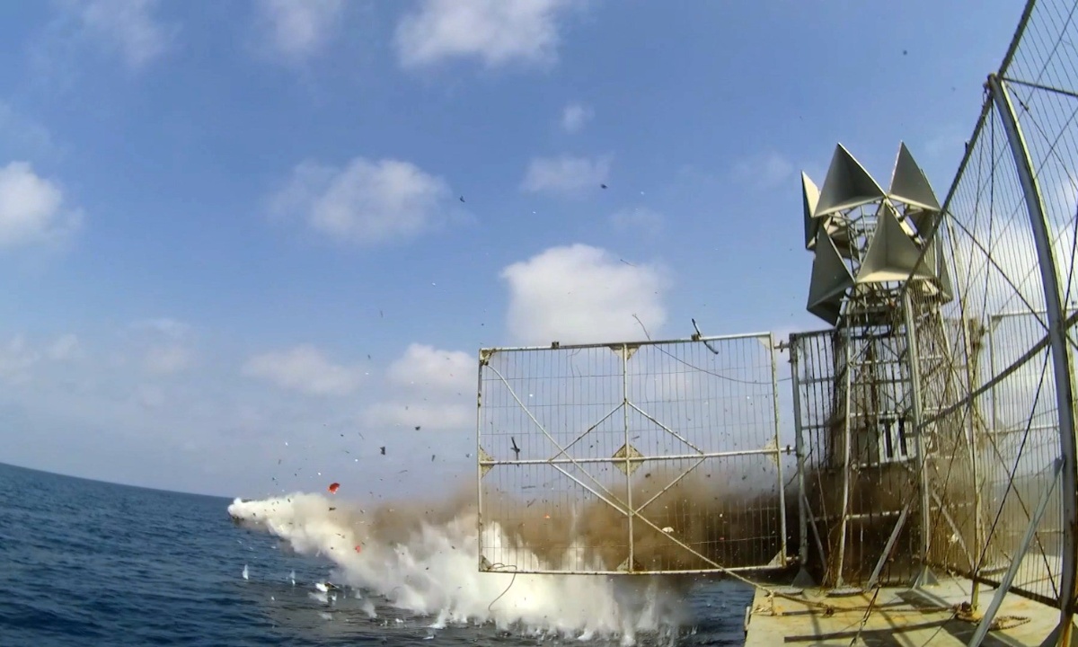 فضاسےسمندرمیںمارکرنے والے کروزمیزائل’’ تیمور‘‘کا تجربہ