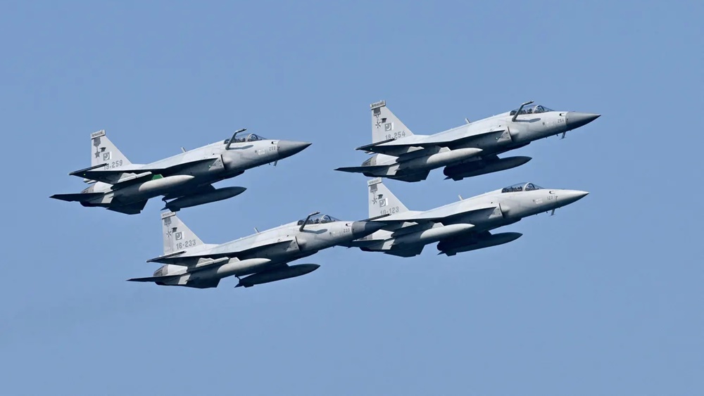 ایرانی وفدکی بحفاظت پاکستان آمد کے لیے پاک فضائیہ کا حصار