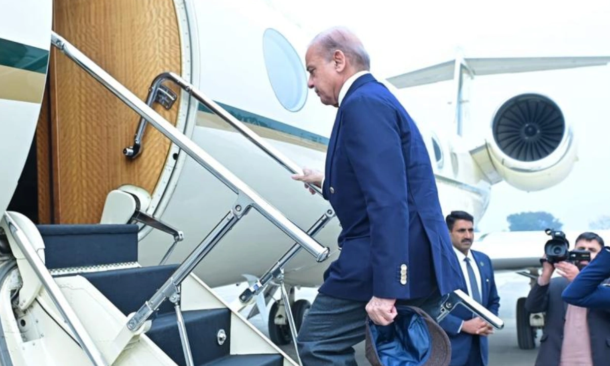 وزیراعظم شہباز شریف سرکاری دورے پر سعودی عرب روانہ