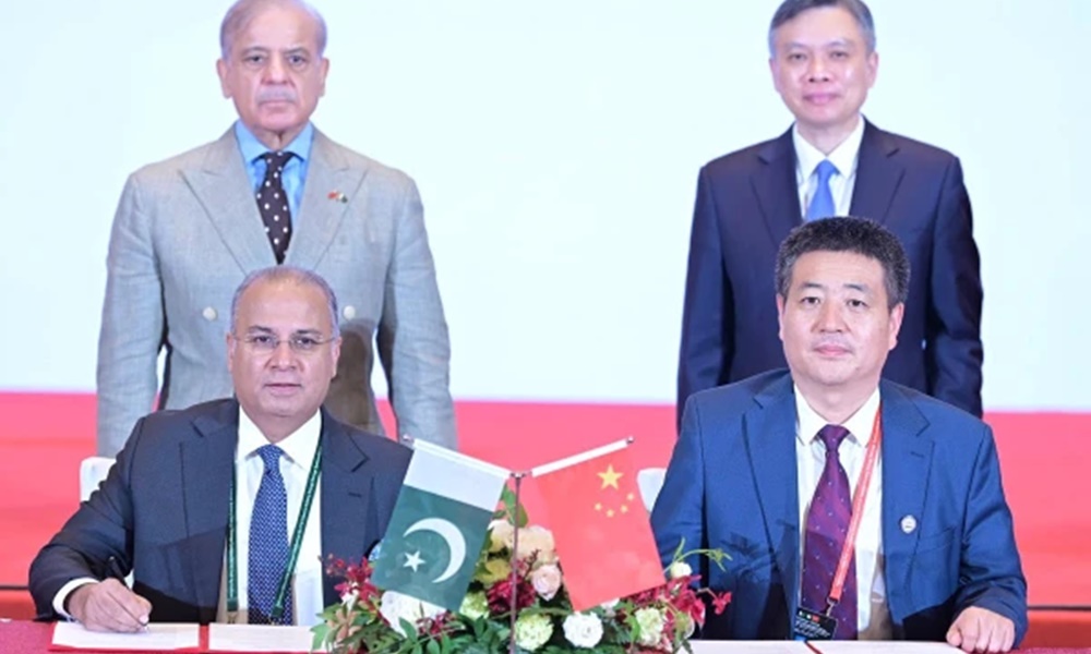 پاکستان اور چین کے درمیان 7 ارب ڈالر کے ایم او یوز اور معاہدوں پر دستخط