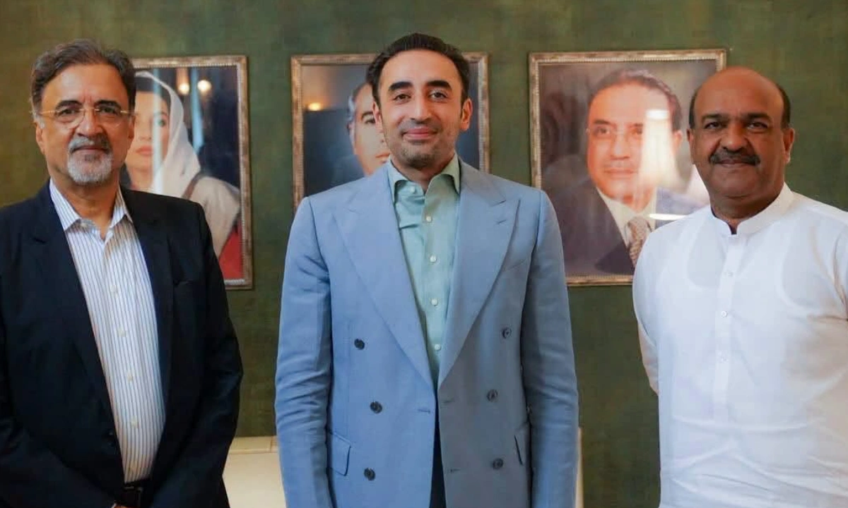 بلاول بھٹو سے قمر زمان کائرہ اور دیگر رہنماؤں کی ملاقات،آزاد کشمیر انتخابات پر مشاورت
