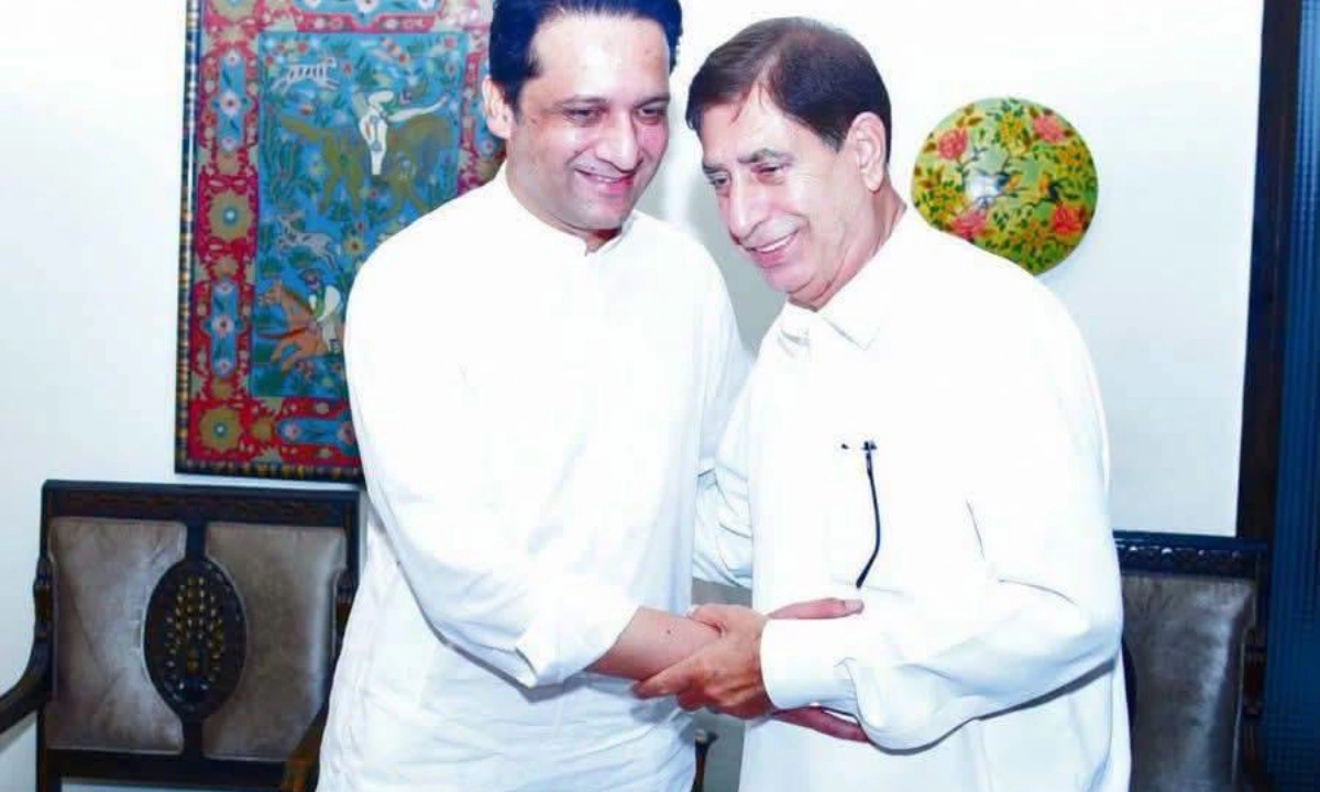 بیرسٹر افتخار گیلانی نے فاروق حیدر کے بعد شاہ غلام قادر کو بھی رام کر لیا