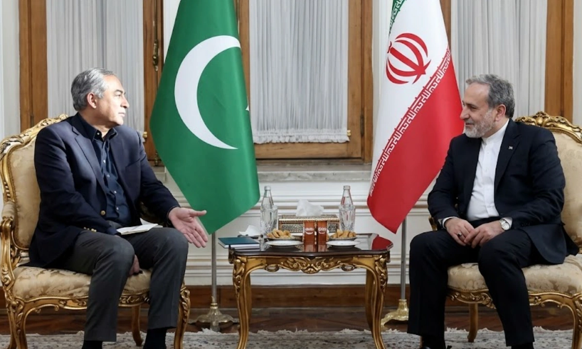 محسن نقوی نے ایرانی صدر کو شہباز شریف اور عاصم منیر کا پیغام پہنچا دیا