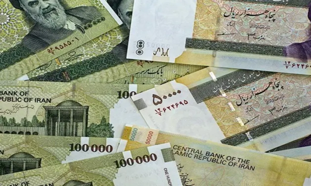 ایرانی کرنسی کو بڑا دھچکا، ایک ڈالر کی قیمت 22 لاکھ ریال ہوگئی