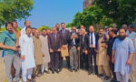 سینیٹر مشتاق احمد کی کال پر ا ٓزادکشمیر کے لیے احتجاج میں گرفتار 95 افراد کی ضمانت منظور