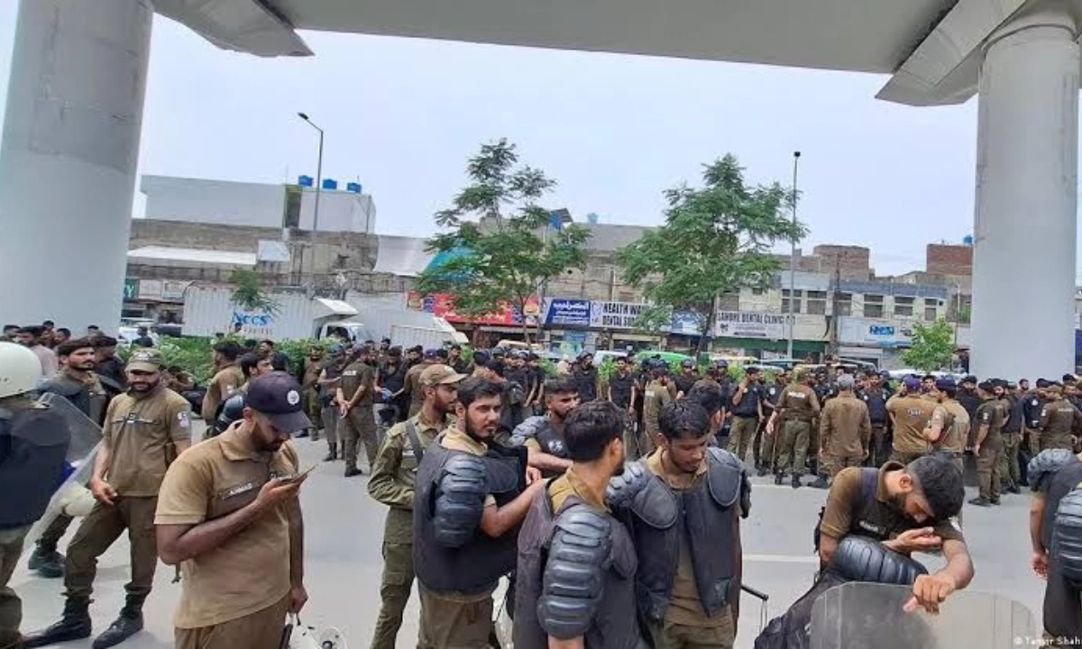راولپنڈی میں ہوٹل بندش،ہائیکورٹ نے نوٹس جاری کردیے