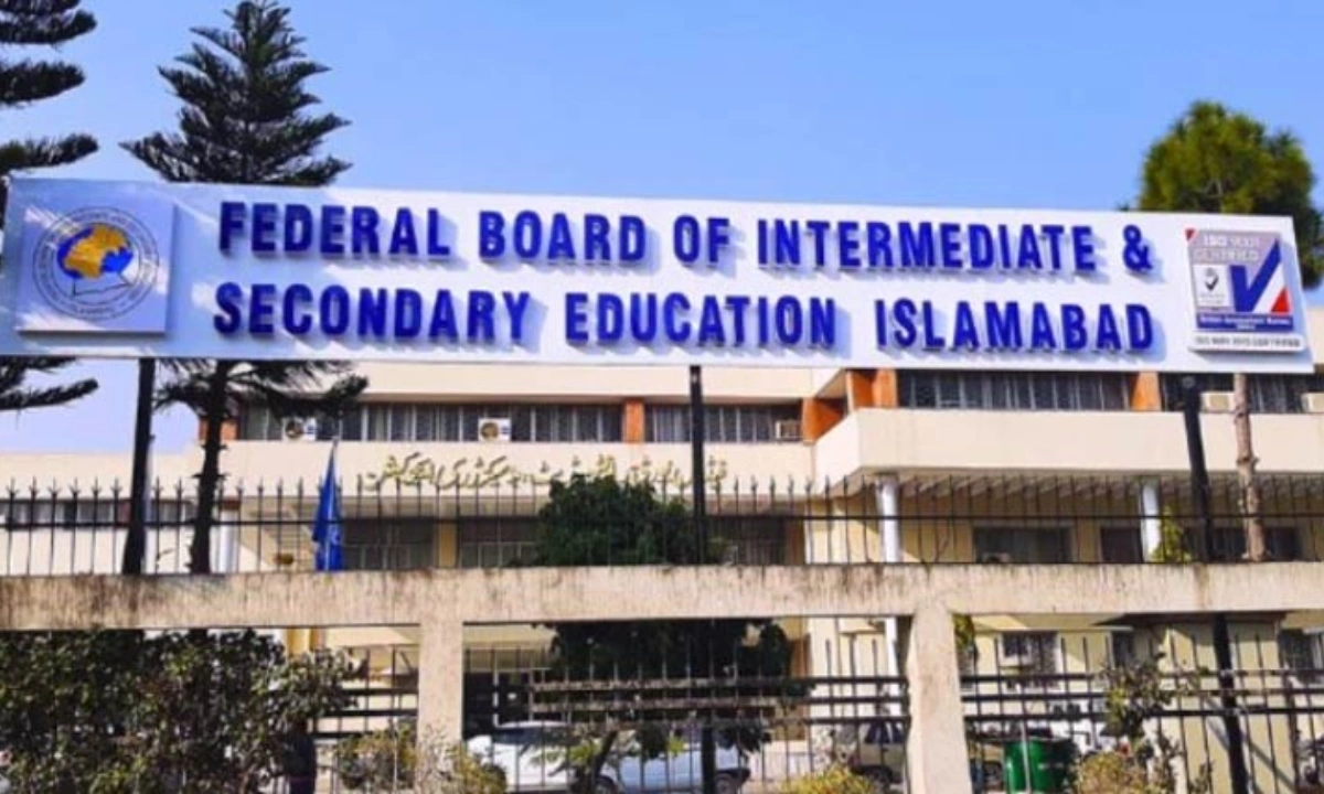 وفاقی تعلیمی بورڈ نے انٹرمیڈیٹ 2026 کے نتائج کا اعلان کردیا