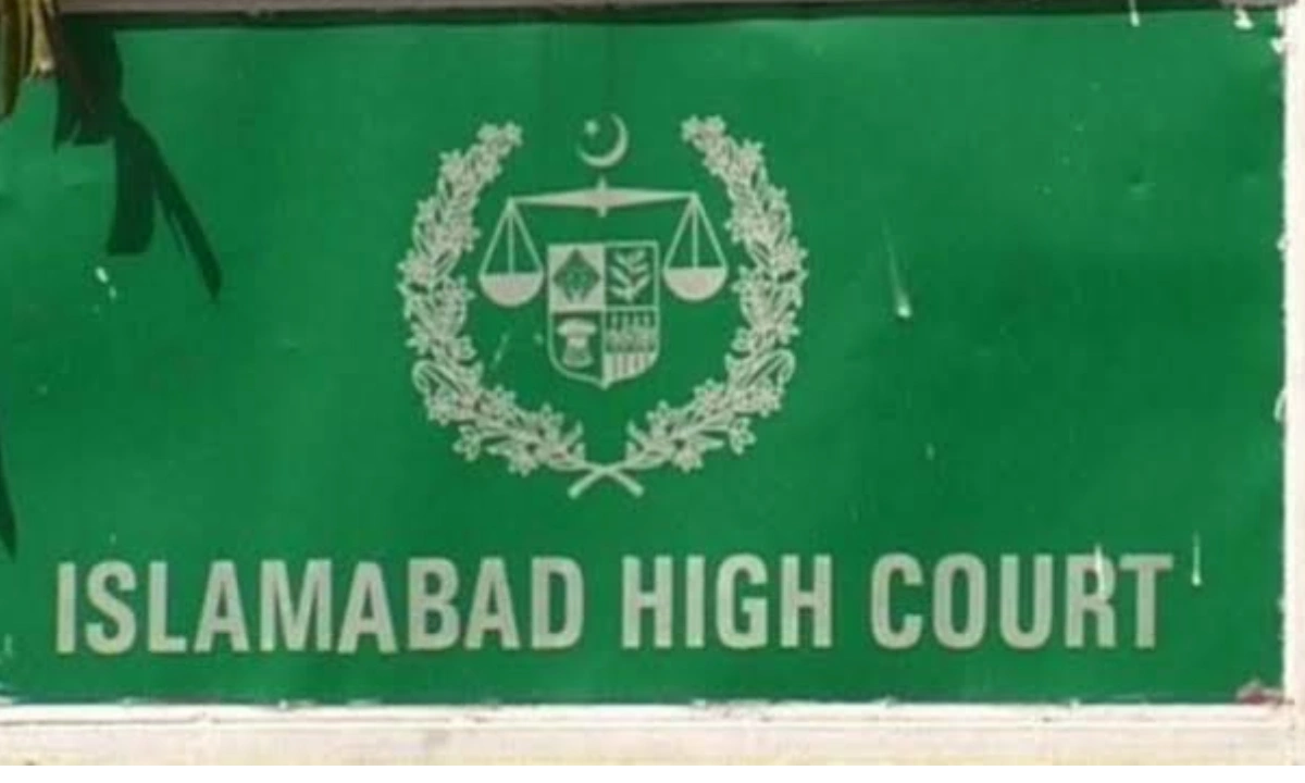 27 ستمبر لانگ مارچ، پی ٹی آئی رہنماؤں کو ہراساں اور گرفتار نہ کرنے کا حکم