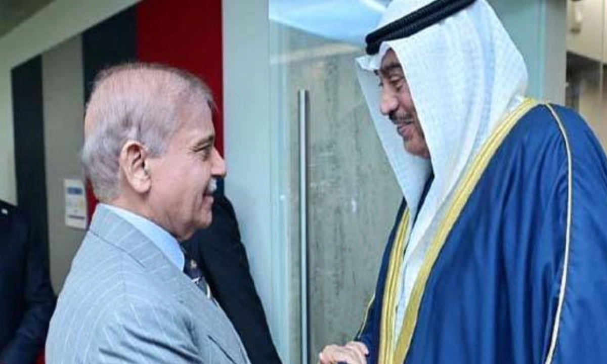 وزیراعظم شہباز شریف کی کویتی ولی عہد سے ملاقات، دوطرفہ تعاون بڑھانے پر اتفاق