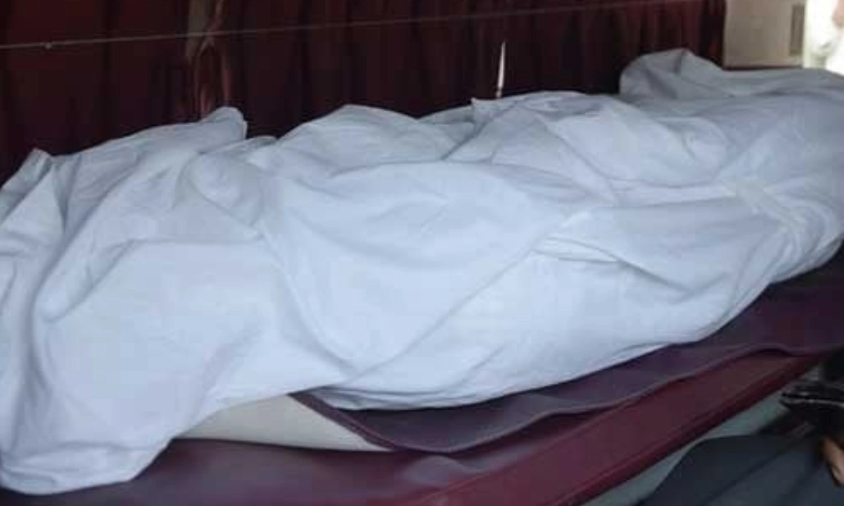 کراچی میں نالے کی صفائی،خاکروب جاں بحق
