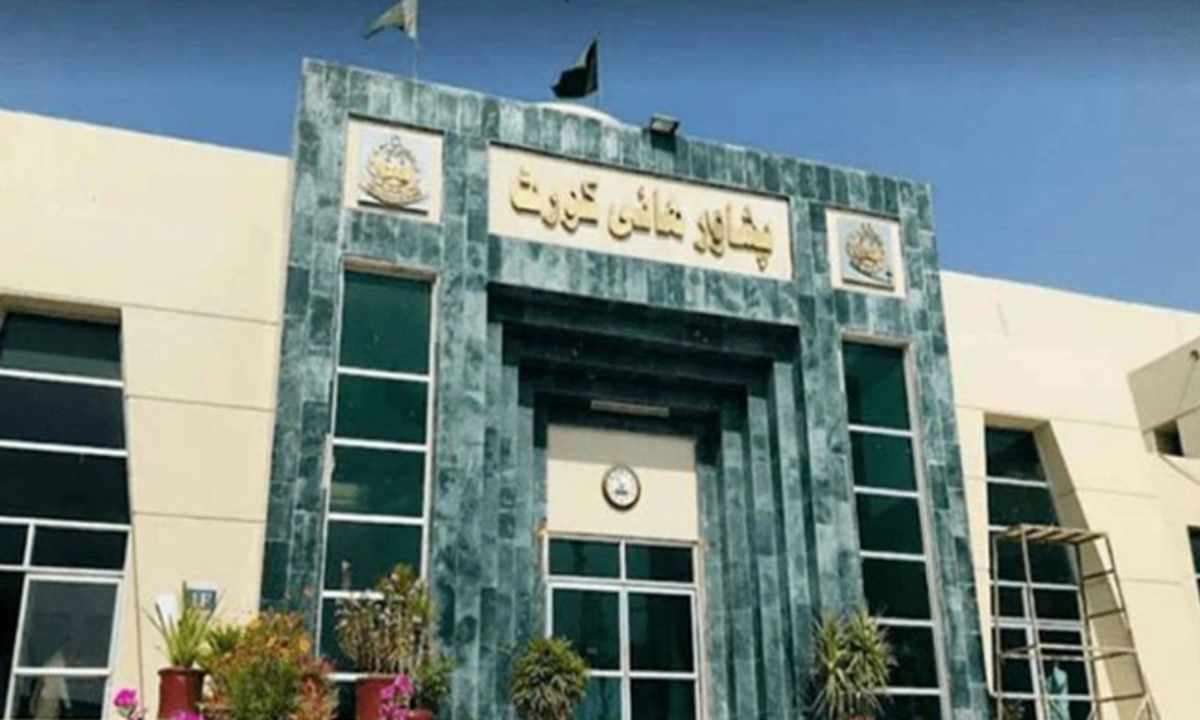 پشاور ہائیکورٹ نے افغان ٹرینی ڈاکٹرز کی ملک بدری روک دی