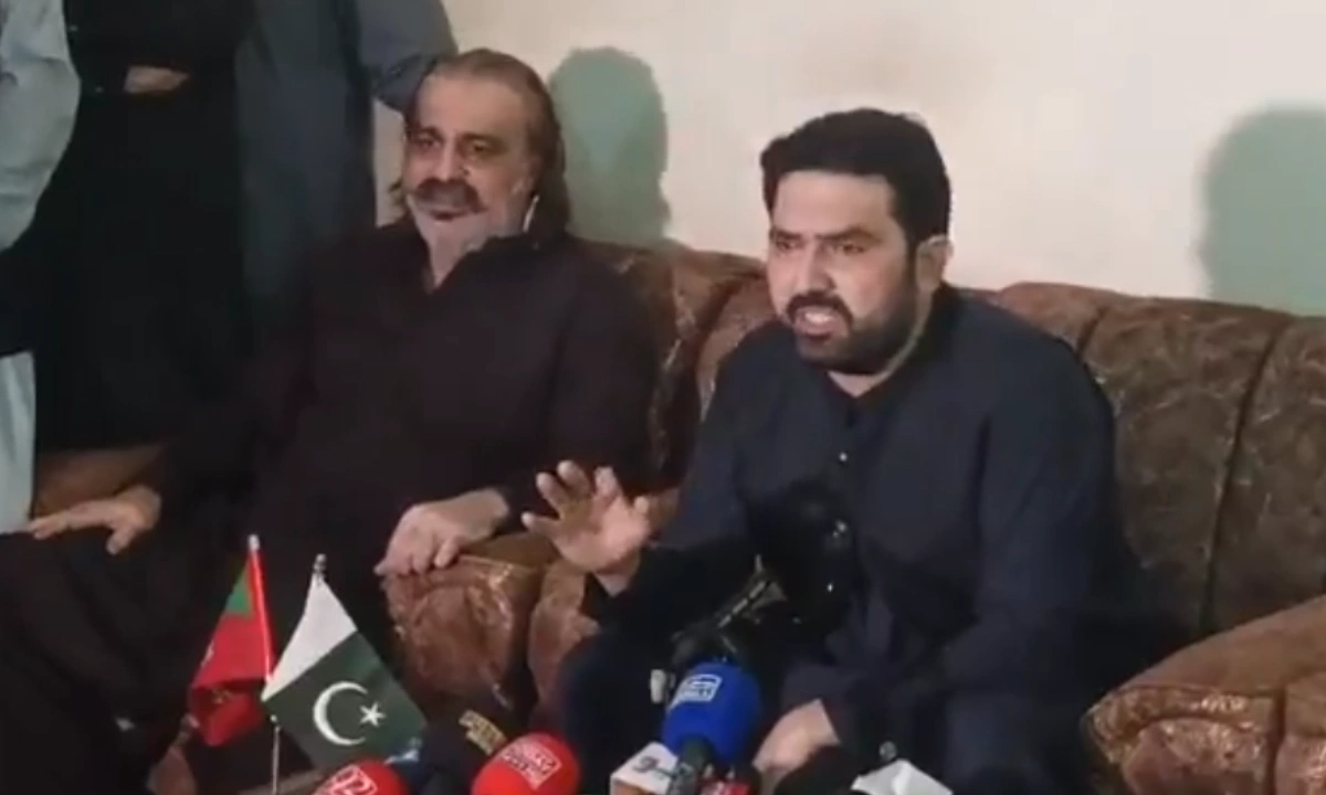 24 گھنٹے میں کسی بھی وقت لانگ مارچ کیلئے نکل سکتے ہیں، سہیل آفریدی