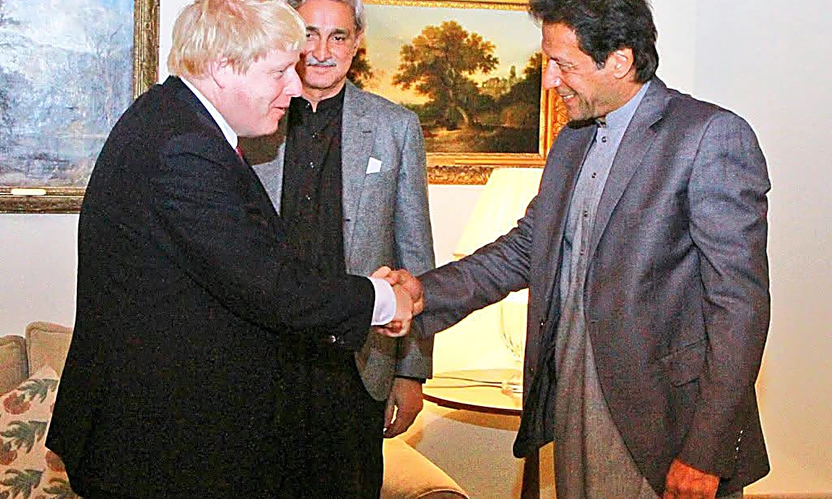 سابق برطانوی وزیر اعظم بورس جانسن اور عمران خان کی پرانی ملاقات کی فائل فوٹو