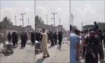 باجوڑ میں دھرنے کے دوران پولیس کا ایکشن اور موقع پر موجود اہلکار۔