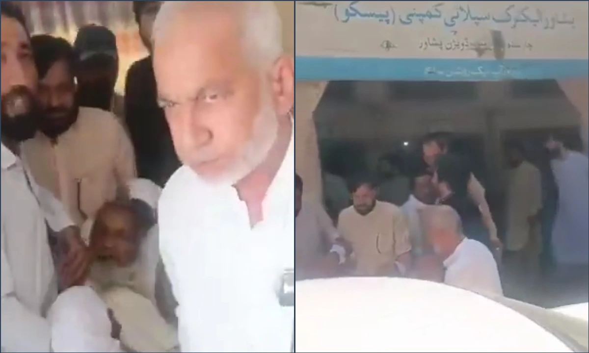 چار سدہ پیسکو دفتر میں دل کے دورے کے شکار نور حسن کو اسپتال منتقل کیا جا رہا ہے