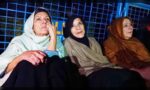 عمران خان کی بہنوں کی گرفتاری اور نظربندی کے بعد پولیس وین میں منتقلی کا منظر