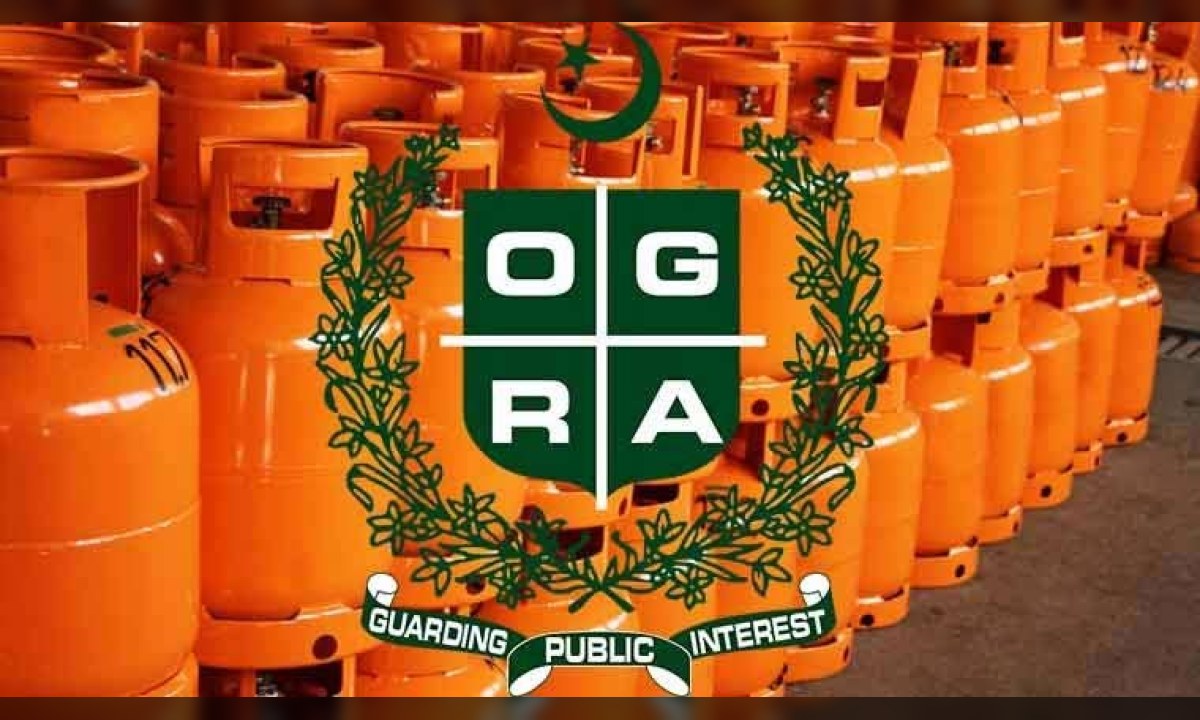ایل پی جی سلنڈر اور گیس کی قیمتوں میں اضافے کا عکاسی منظر