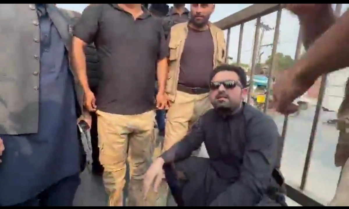 سہیل آفریدی دھرنا دیئے بیٹھے ہیں