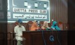 کوئٹہ پریس کلب میں پریس کانفرنس سے خطاب کرتی ہوئی کالعدم تنظیم سے وابستہ رہنے والی خواتین