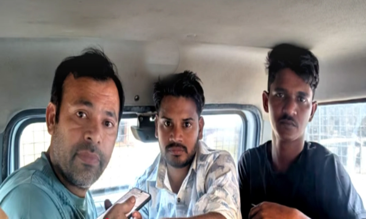 گائے ذبح کرنے پر 3 مسلمان شہریوں کو عمر قید، 9 لاکھ روپے جرمانہ