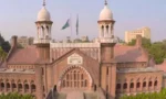 لاہور ہائیکورٹ کے احاطے میں ملزمان کی گرفتاری پر پابندی(فائل فوٹو)