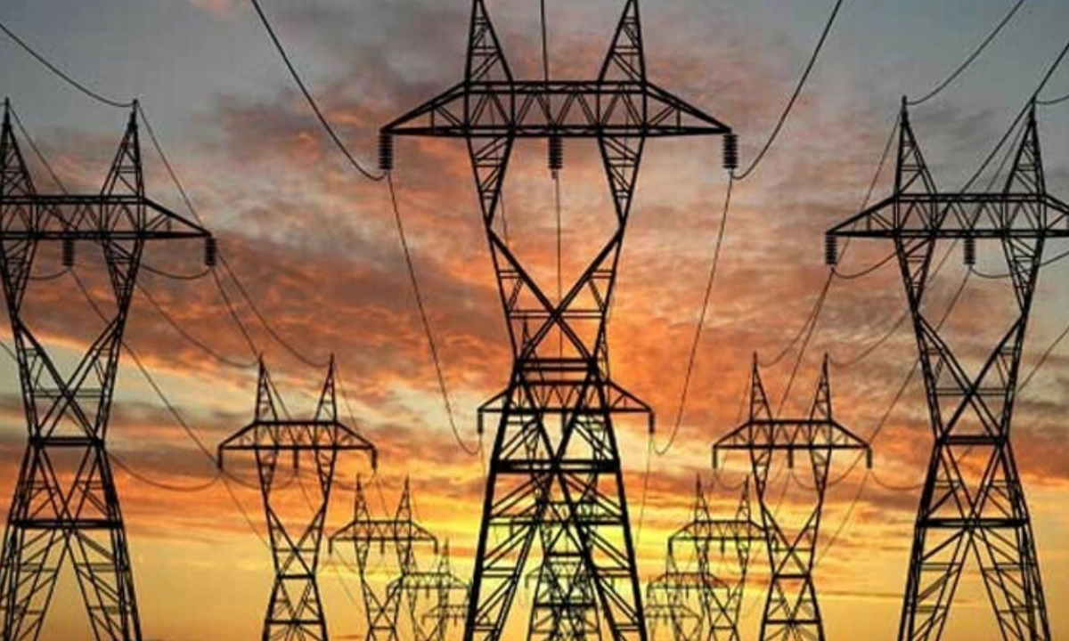 کراچی سمیت ملک بھر میں بجلی مزید مہنگی،فی یونٹ ایک روپے 11 پیسے اضافہ