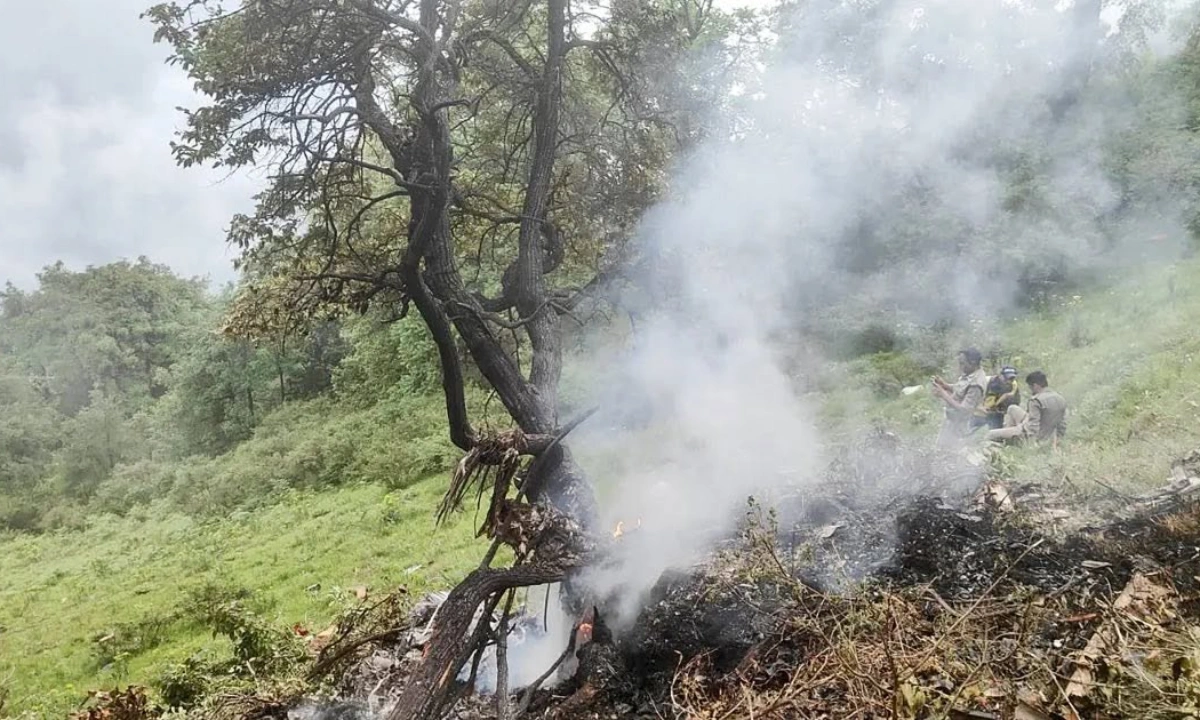 بھارت میں ہیلی کاپٹر حادثے کا شکار، 6 افراد ہلاک