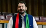 اقبال آفریدی بیٹے سمیت اغوا، نقاب پوش افراد پر گھر سے لے جانے کا الزام