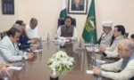 حکومت اور اپوزیشن کے مذاکرات، پی ٹی آئی نے عمران خان سے ملاقات کی شرط رکھ دی