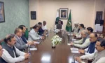 حکومت اور اپوزیشن مذاکرات کا اگلا دور آج، لانگ مارچ ختم کرنے کا مطالبہ