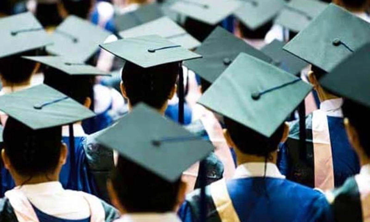 پاکستانی طلبہ کیلئے روس میں بغیر فیس تعلیم کا موقع
