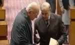 وزیراعظم شہباز شریف کی محمود خان اچکزئی سے ملاقات،ایوان میں سرگوشیوں کا تبادلہ