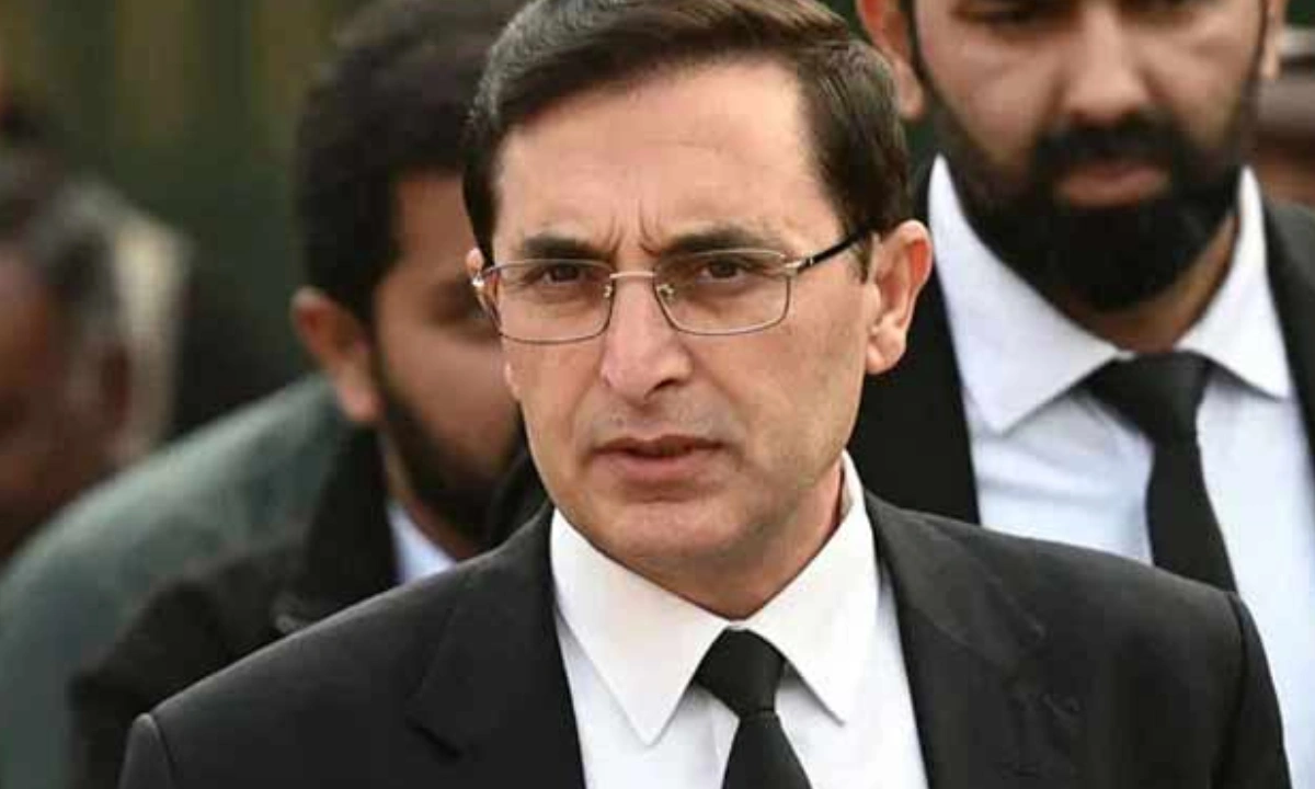 صوبہ دہشتگردی کی لپیٹ میں ہے، مذاکرات غیر مشروط ہونے چاہئیں،بیرسٹر گوہر(فائل فوٹو)