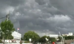 کراچی میں تیز ہواؤں سے موسم خوش گوار، مطلع ابر آلود رہنے کا امکان
