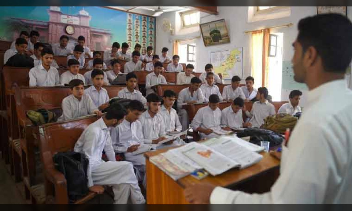 خیبرپختونخوا کے مختلف اضلاع میں تعلیمی اداروں کی بندش کا نوٹیفکیشن