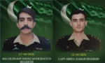 ملزم نعمان کو عدالت میں پیشی کے بعد واپس لے جایا جا رہا ہے