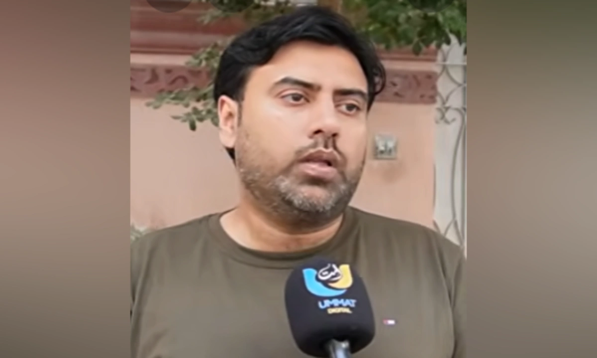 صومالی قذاق صرف خرچہ لے کر ہائی جیک جہاز سے اترنے کو تیار تھے، اسحاق ڈار نے انکار کردیا، لواحقین کا دعویٰ